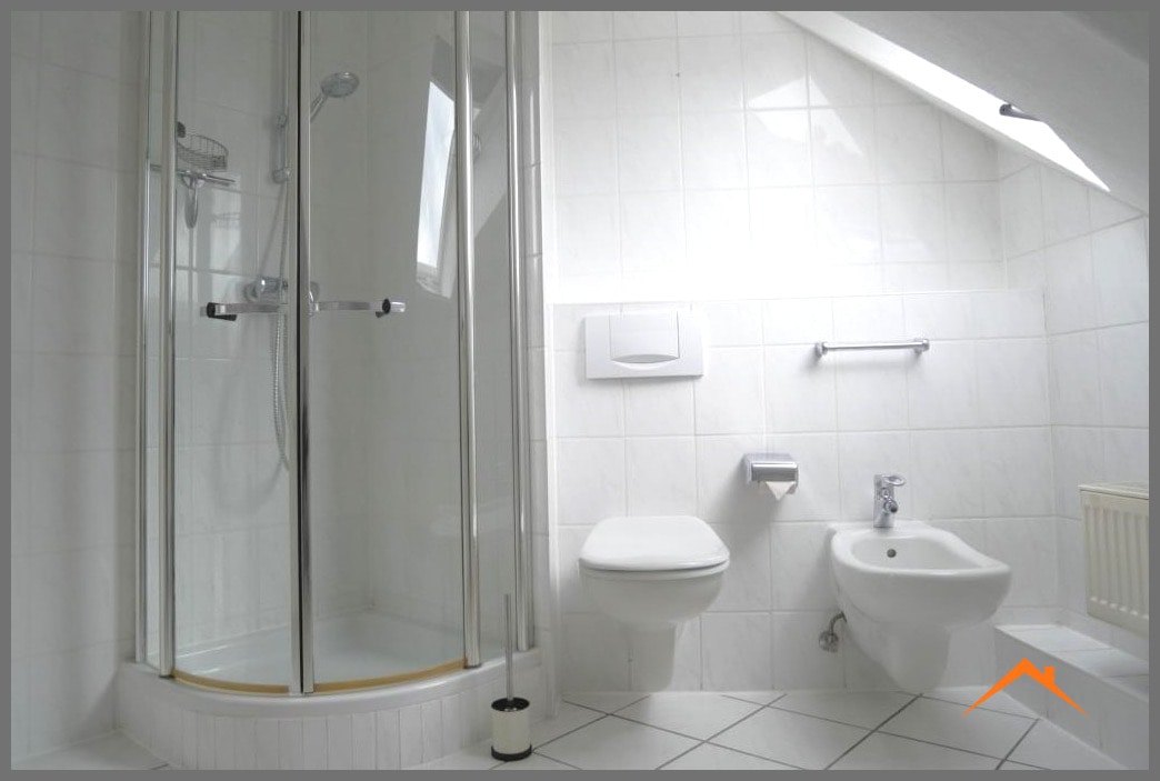 oberes Bad Installationen
