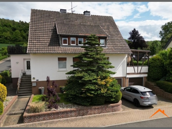 Außenaufnahme Hauseingang