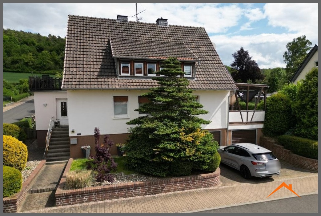 Außenaufnahme Hauseingang