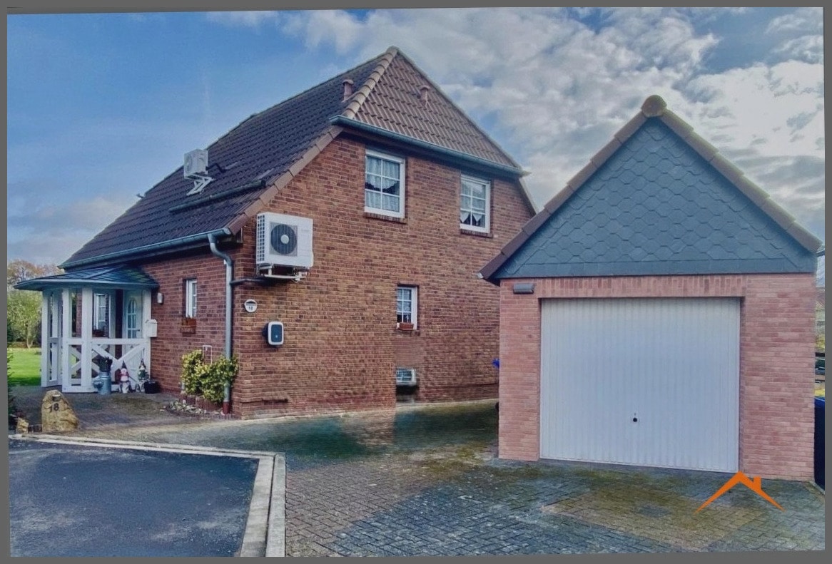 Objekteingang & Garage