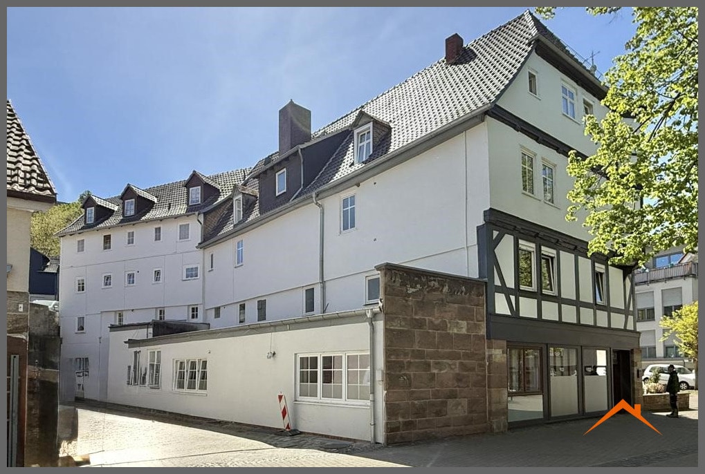 Objektansicht mit Hofbereich