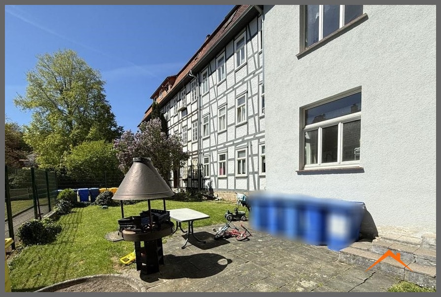 Freifläche am Gebäude