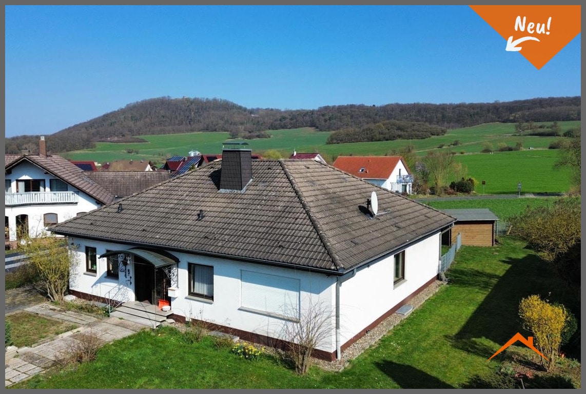 Winkelbungalow mit Panoramablick-Felsberg